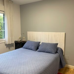 cabecero-madera-blanco-natural